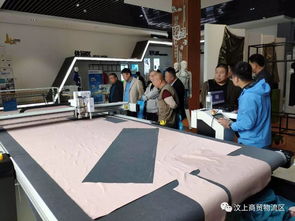 第二届杜鹃科技 智能科技 共享未来 新品见面会在中都街道和商贸物流区举行